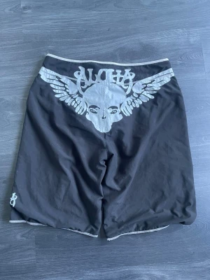 Shorts  - As feta shorts, kan användas som vanliga shorts eller som badbyxor 💀🔥