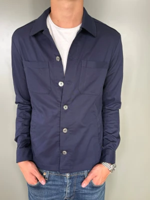 Blå Overshirt - Storlek:M | Skick:10/10 | Nypris: Ca 1499kr