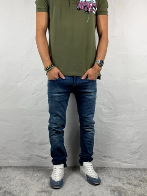 Replay jeans  - Ett par riktigt snygga jeans från Replay i storlek W29 L30 i modellen anbbas 