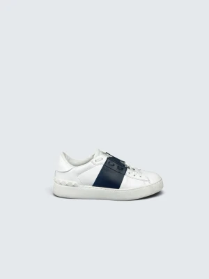 Valentino open sneakers - Storlek: 36 || Skick: Mycket bra skick || Nypris: Ca 6000kr || Följ för liknande produkter 🌊🍾