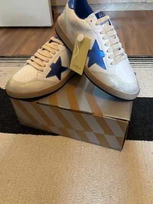 Golden goose  - Helt nya storlek 43