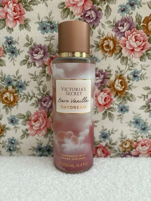 Victoria’s Secret Bare Vanilla Daydream - Kolla gärna in alla mina andra annonser 🌸