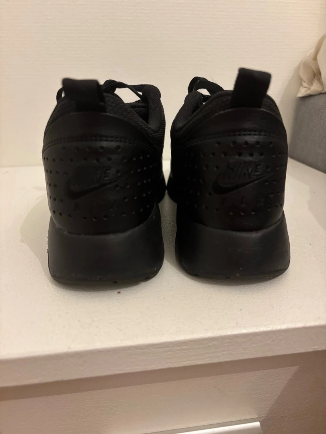 Svarta Nike Air Max sneakers - 1