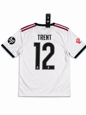 Real Madrid matchtröja Trent 12 - Helt oanvänd real Madrid matchtröja med trent Arnold på ryggen med nummer 12. Skriv vid funderingar!