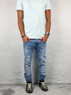 Replay jeans  - Ett par riktigt snygga jeans från Replay i storlek W28 L30 i modellen Anbbas Hyperflex