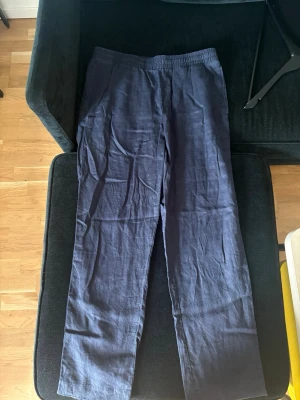 Linnebyxor H&M - Hör av er vid funderingar✌️