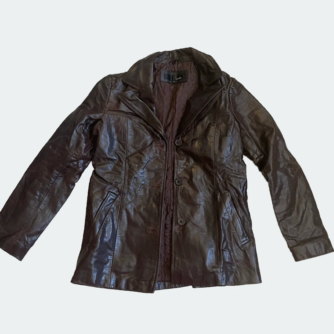 Mörkbrun glansig skinnjacka