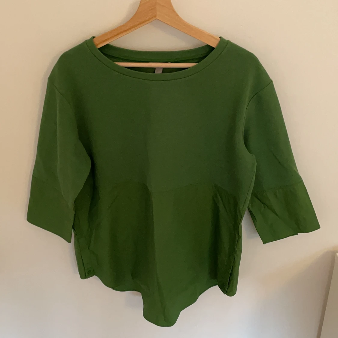 Tröja/ blus från COS i stl small