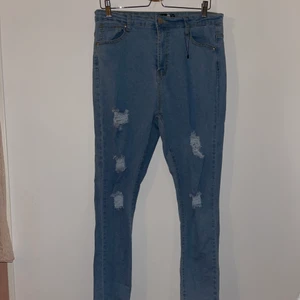 Jeans nya - Nya från bohoo stolrek 42