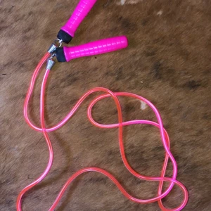 Hopprep - Hopprep helt nytt, perfekt till träning. Eller bara som vanligt hopprep. ☺️