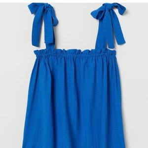 Topp - Säljer denna topp st S helt oanvänd❤️