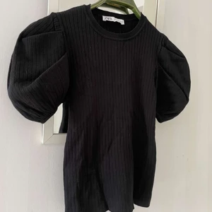 Zara tröja  - Oanvänd storlek L