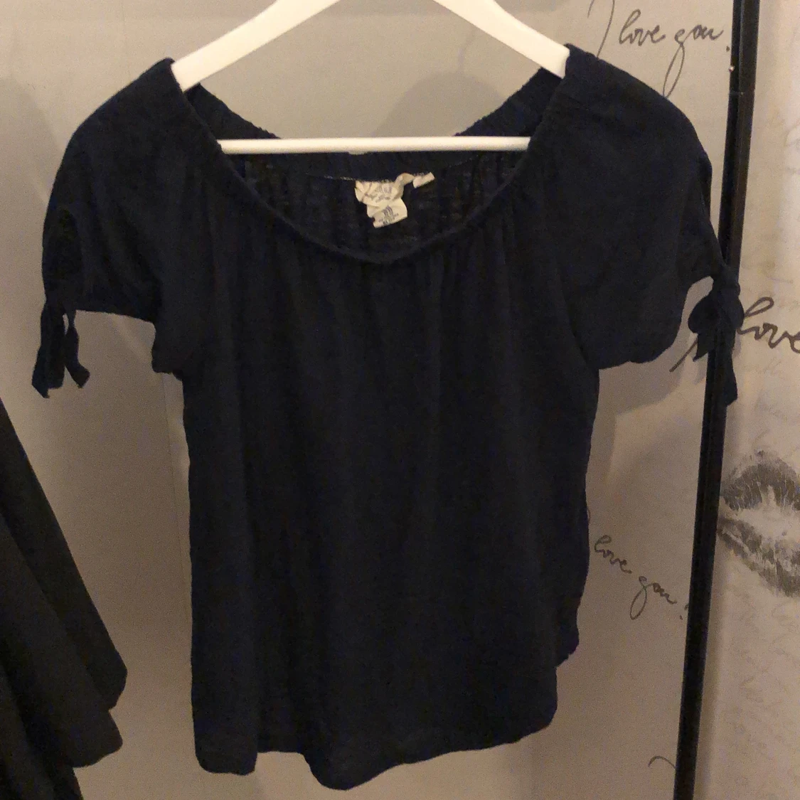 Off-shoulder t-shirt - 90