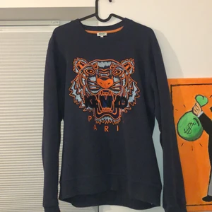 Kenzo tröja strl L - Knappt använd. Köpt i london, nypris 2300kr