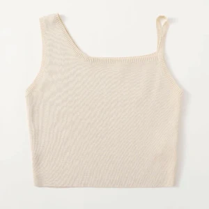 Vit top - Vit top använd 3 gånger i nyskick