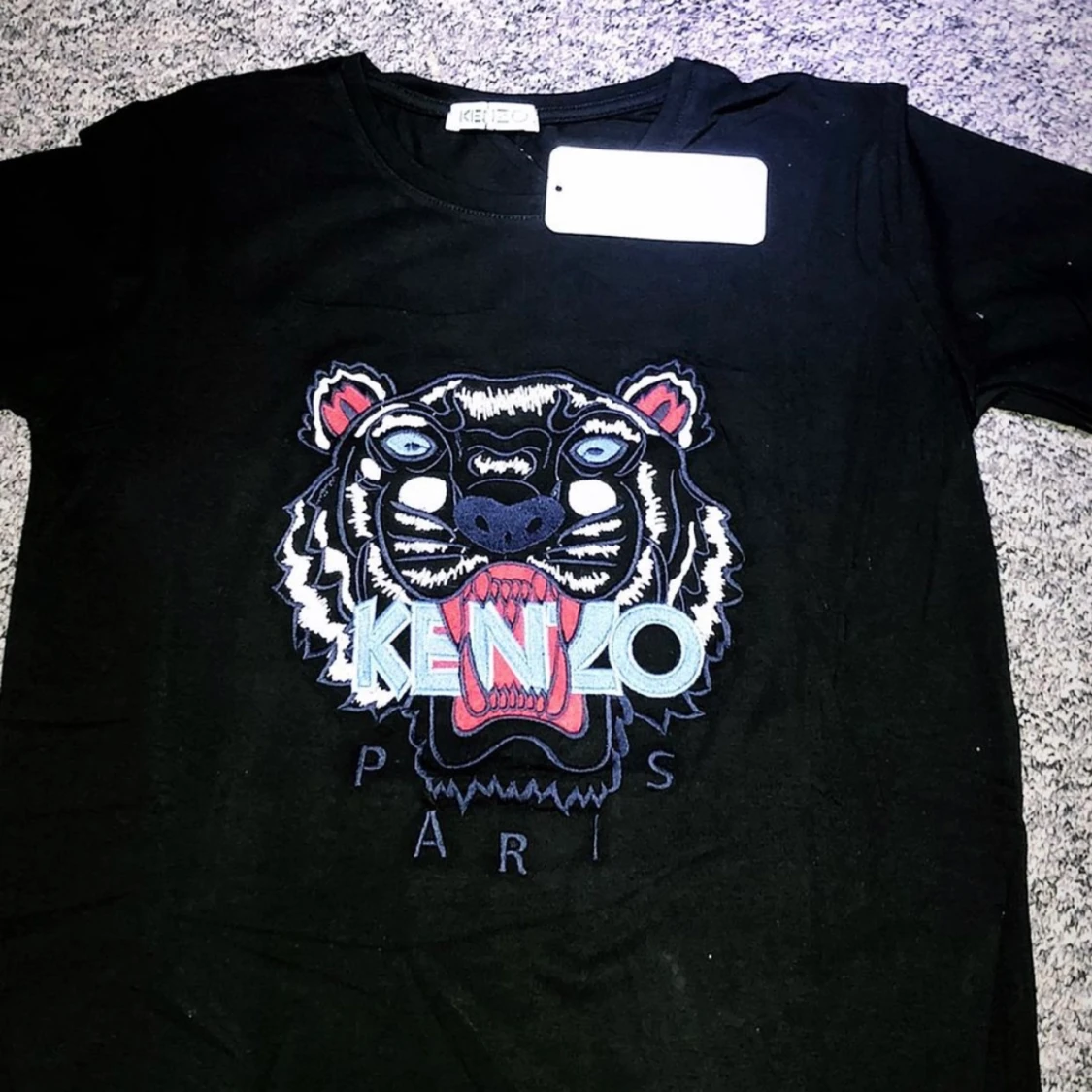 Olika t-shirts  - 90