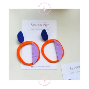 Handmade earrings Same thing? - Summer is almost there and nothing better than a colorful earrings to celebrate that!  Embrance this joy and grab your pair right now!  Size: 10,5x6,5, 16 gr. Handmade. Material: Polymer clay.  All earrings are packaged in a beautiful eco-friendly box with satin ribbon.  At fashion PWR we avoid overproduction, this is an unique piece, only one pair available.   Vintage vest She owns everything This vintage piece is a statement!    It is glamorous, fancy and a find!   This garment it is entirely hand-beaded.   * It is a bit heavy. Size: M. Loose fit, feels more like size 42. Brand: Frank Usher Material: Shell: 100% silk, Linning: polyester Condition: Great! ♥ Has no stains, no damage, perfect condition.   All products are packed in s beautiful eco-friendly package. 