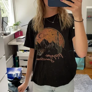tshirt - tshirt, använd fåtal gånger från hm💖