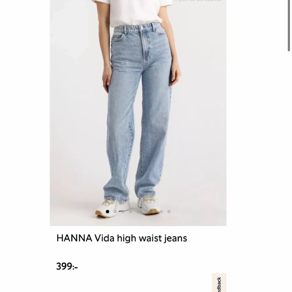Säljer min Hanna jeans från Lindex, använd fåtalgånger. Storlek 44 men passar en M-L men mest M. Jeans & Byxor.
