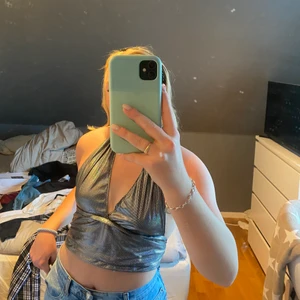 Snyggaste fest toppen!  - Snygg och unik fest topp! Storlek s-m💓💓💞