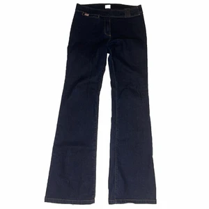 Miss sixty jeans - Mörkblå miss sixty jeans i mid/low waist. Passar storlek 36/38. Långa utsvängda ben och stretchiga material😍