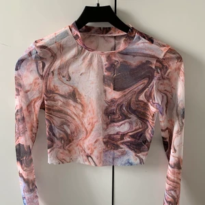 Meshtopp - Cool meshtopp från shein, aldrig använd förutom på bilden så den är i väldigt bra skick