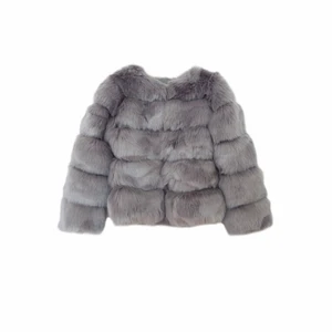 Grå pälsjacka som ny - Knappt använd 