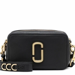 Marc jacobs Väska - The softshot 21 axelremsväska + extra band till, nyskick, äkta men har inget kvittot