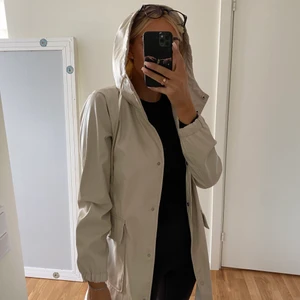 Regn jacka  - Regn jacka från zara storlek XS