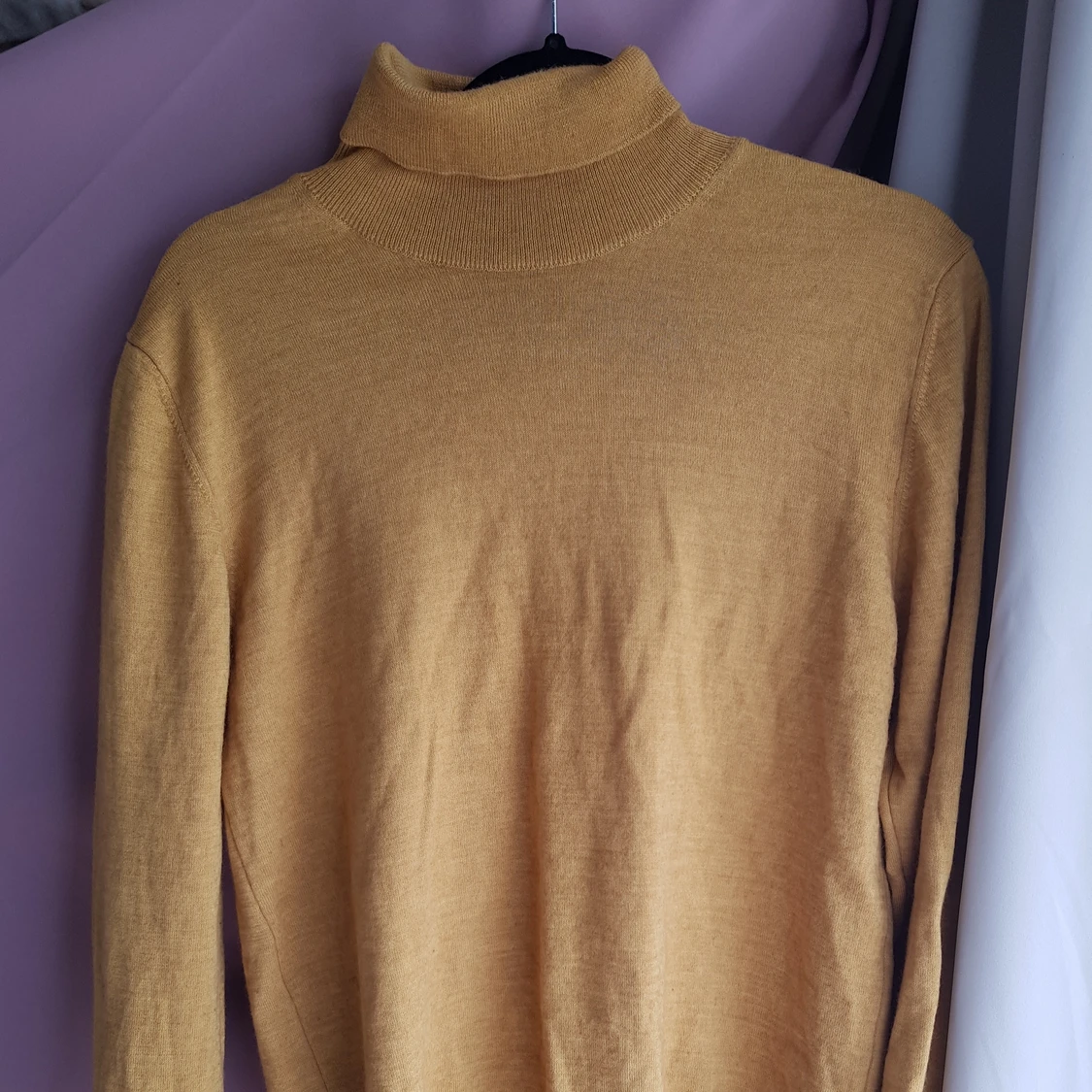 Beach/gul turtleneck