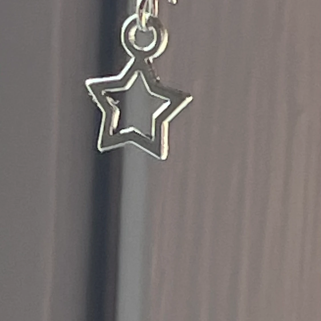 Silvriga stjärnörhängen  - 90