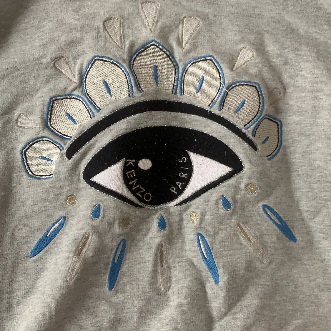 En till super fin Kenzo tröja - 90