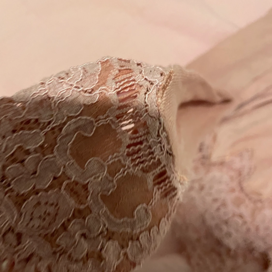 gullig gammelrosa långärmad tröja  - 90