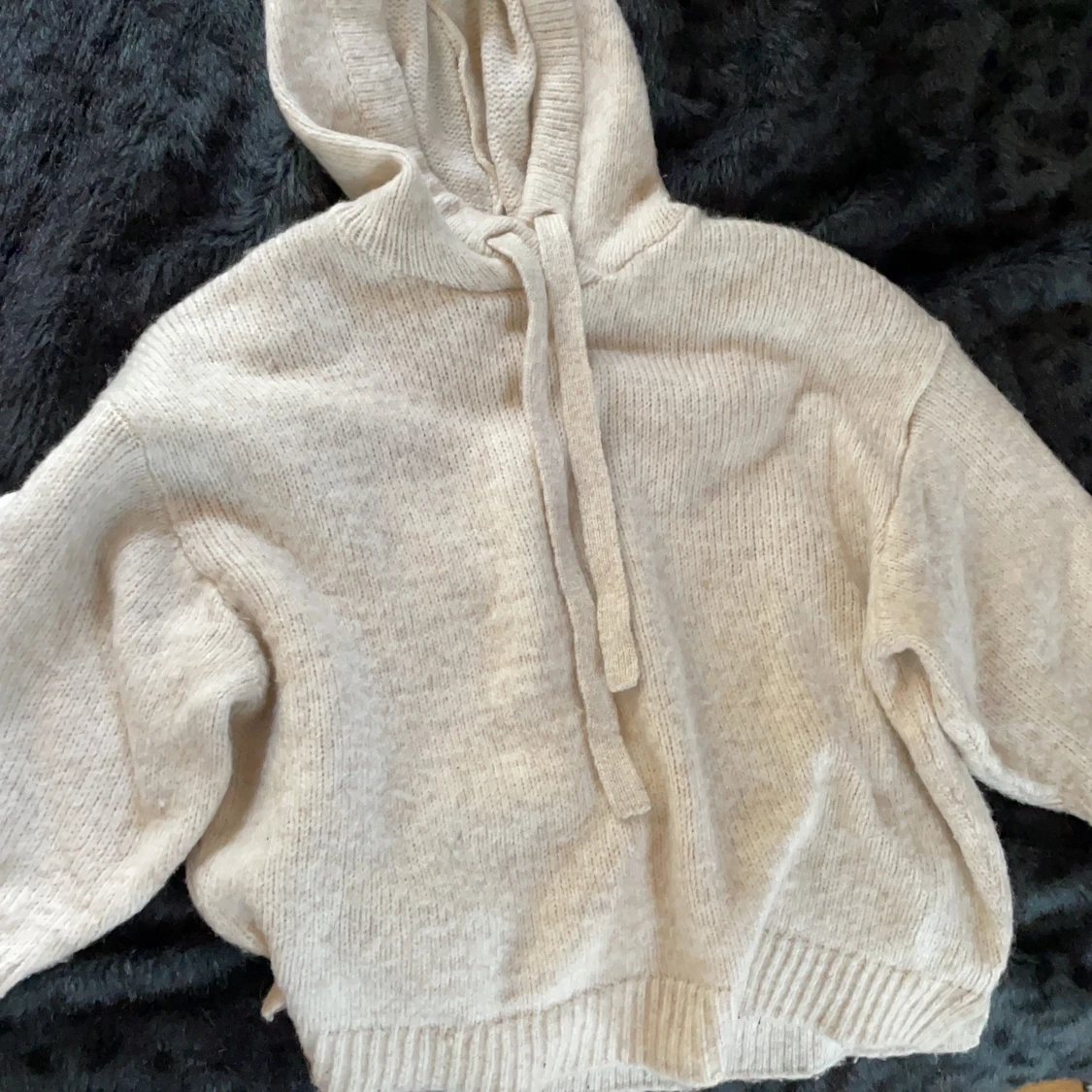 stickad hoodie  - 91