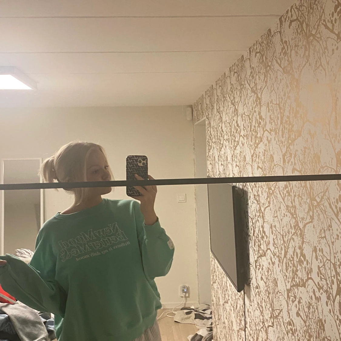 Tunn sweatshirt i mintgröna färg