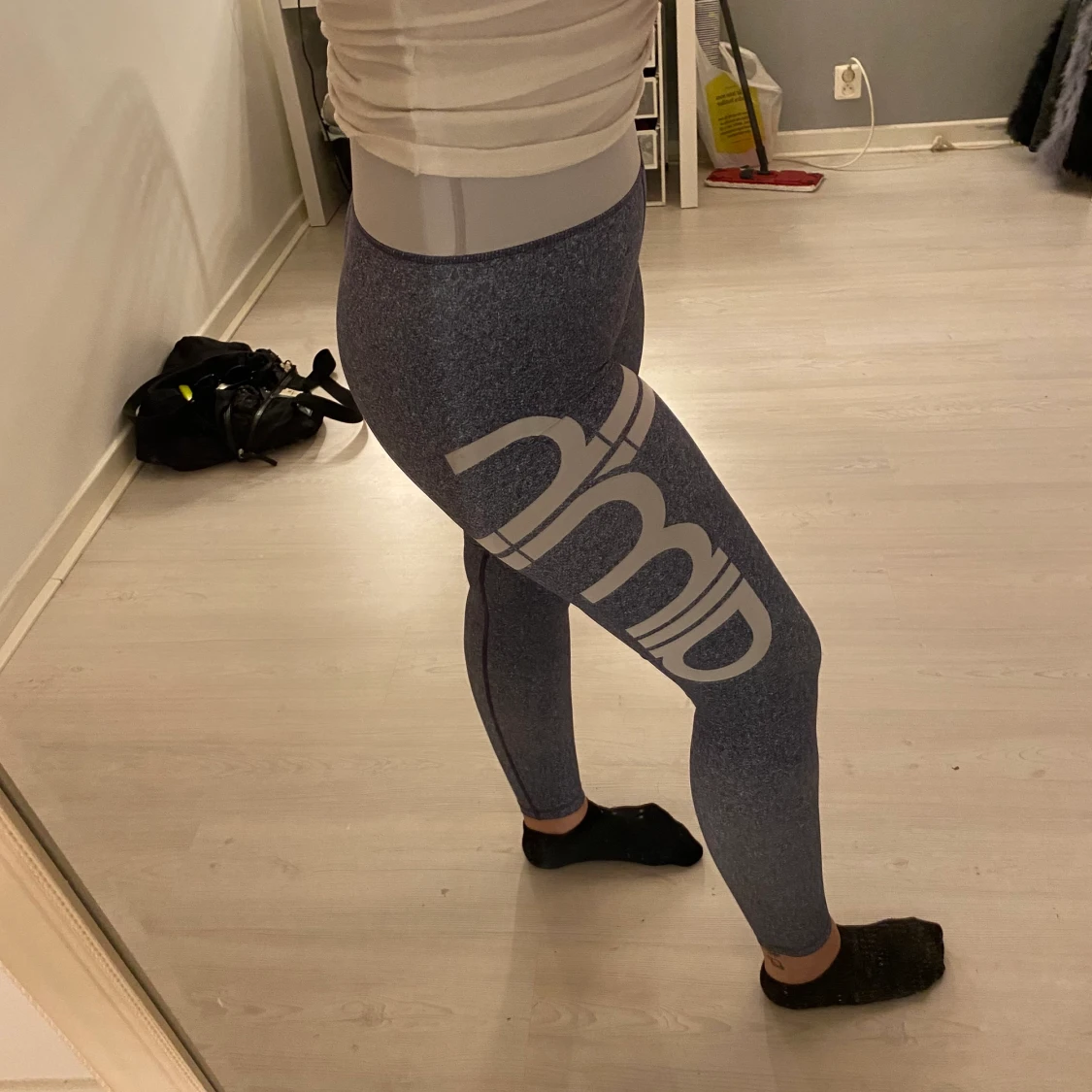 Aimin träningstights stl xs  - 90