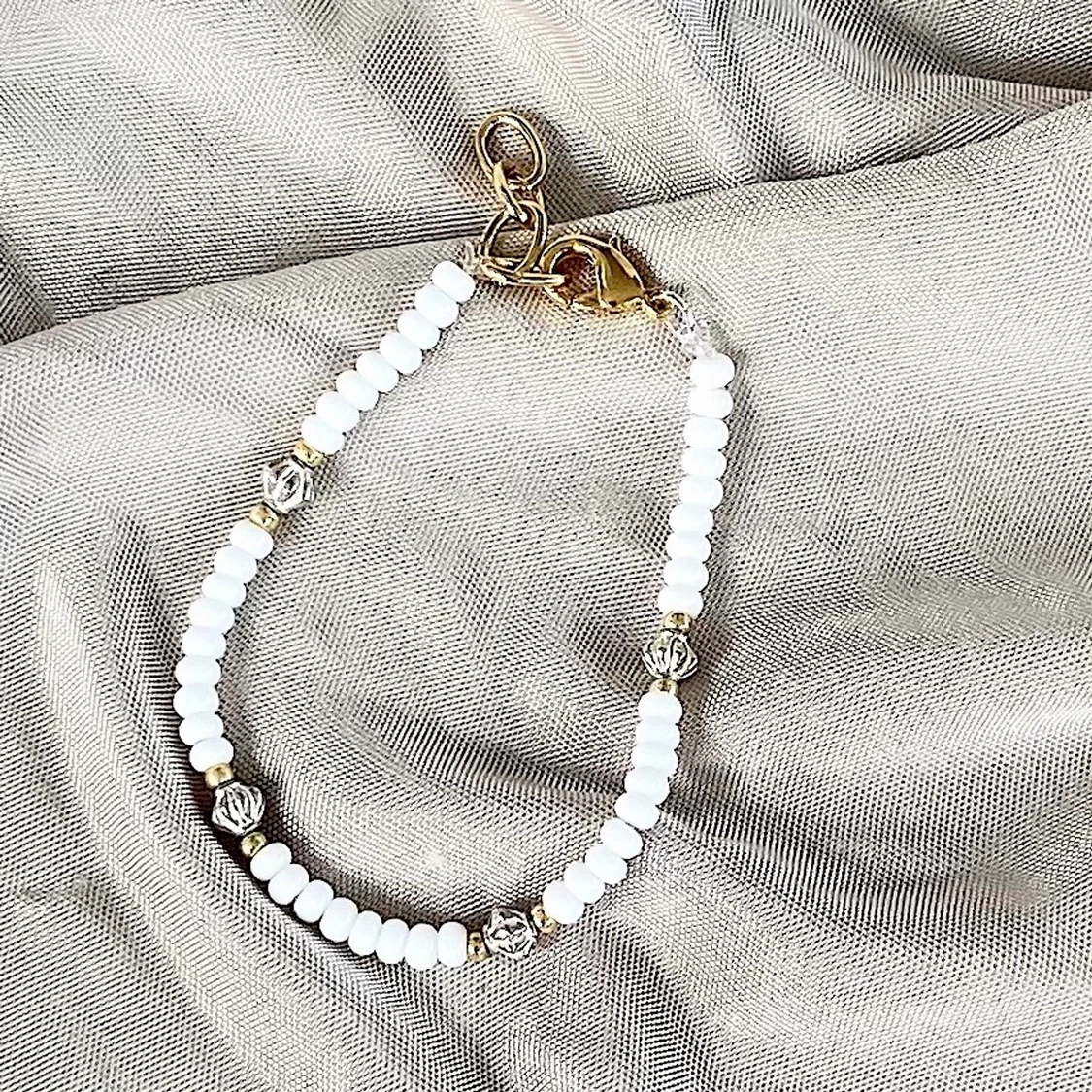 ~White bracelet~