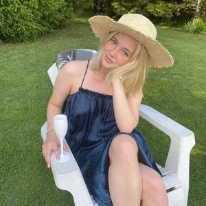 Klänning - Jättefin klänning från Zara. Strl S. Använd fåtal gånger! 130 kr 