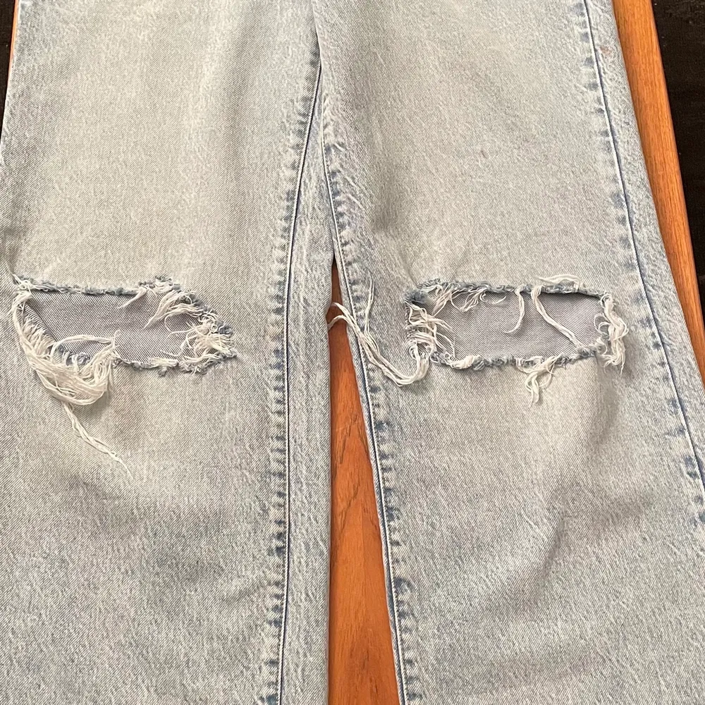 Zara jeans strlk 36. . Jeans & Byxor.