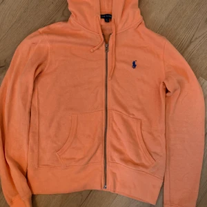 Ralph Lauren Hoodie  - Snygg vårfin färg på Ralph Lauren Hoodie strl S. 