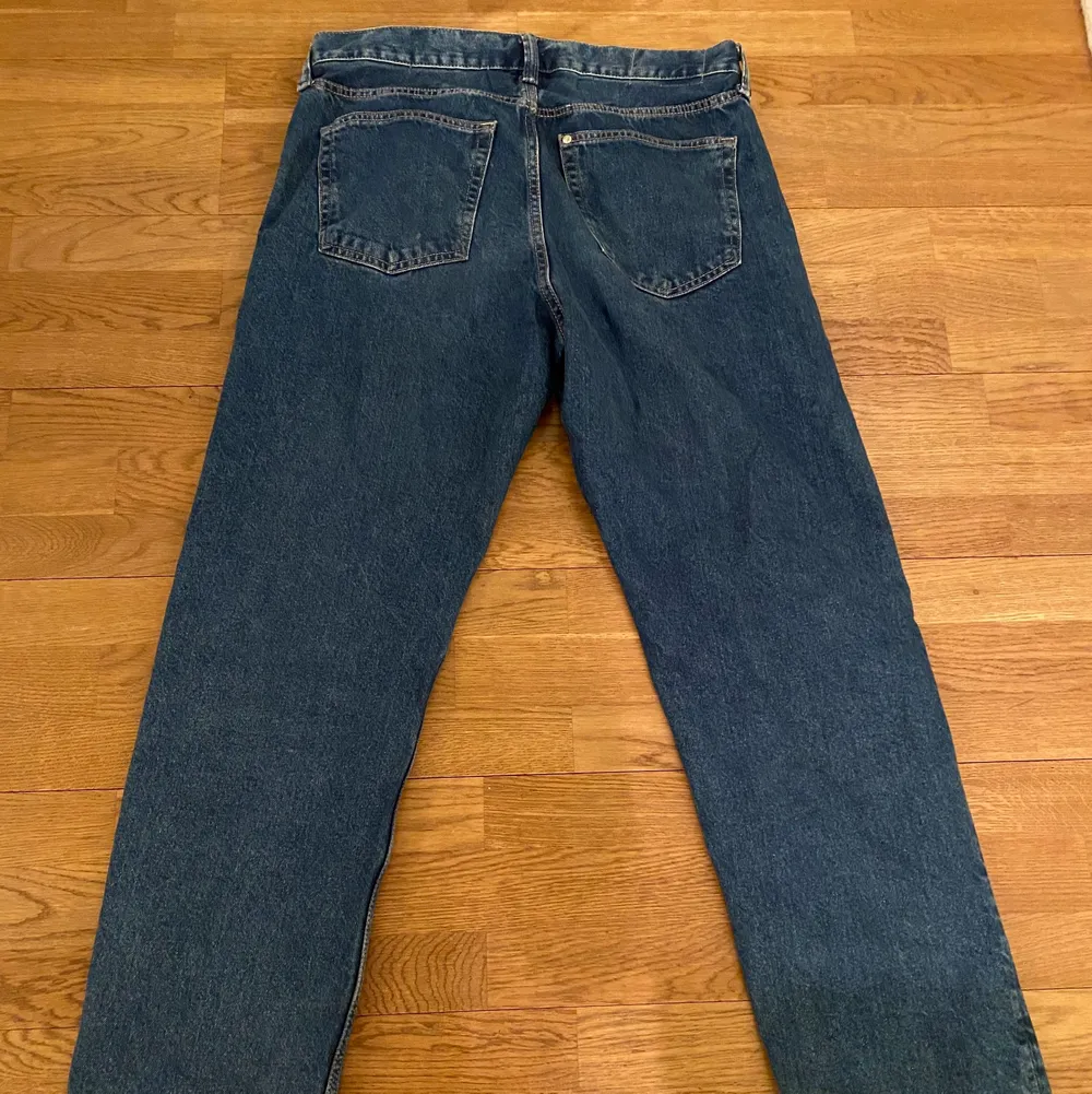 Baggy H&M denim jeans. . Jeans & Byxor.