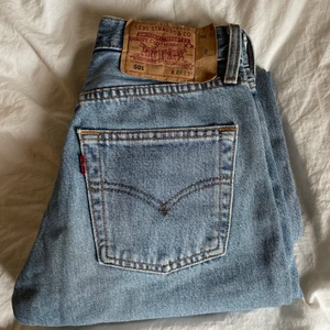 Vintage Levis jeans  - Vintage Levis jeans i mycket bra skick. W26💕