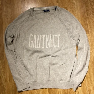 GANT tröja strl S - ✨ Gant tröja strl S. Bra skick endast använd några gånger.✨