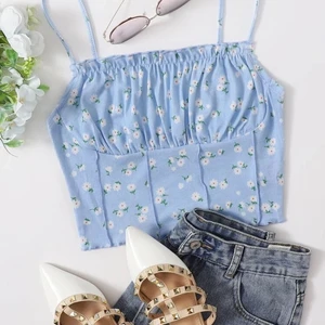 Linne - Fint linne ifrån shein, som nytt💕 tar den billigaste frakten beroende på vikten och om man vill ha spårbart paket😊