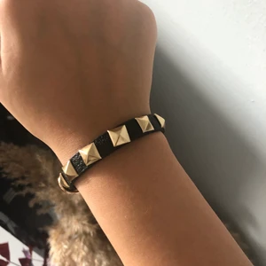 Armband  - Ett jätte fint armband helt nytt skriv för frågor/bilder❤️ 