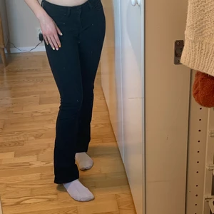 Levis 715 bootcut - Snygga brallor i bra skick! Inte använda mycket alls. Köparen står för frakt 