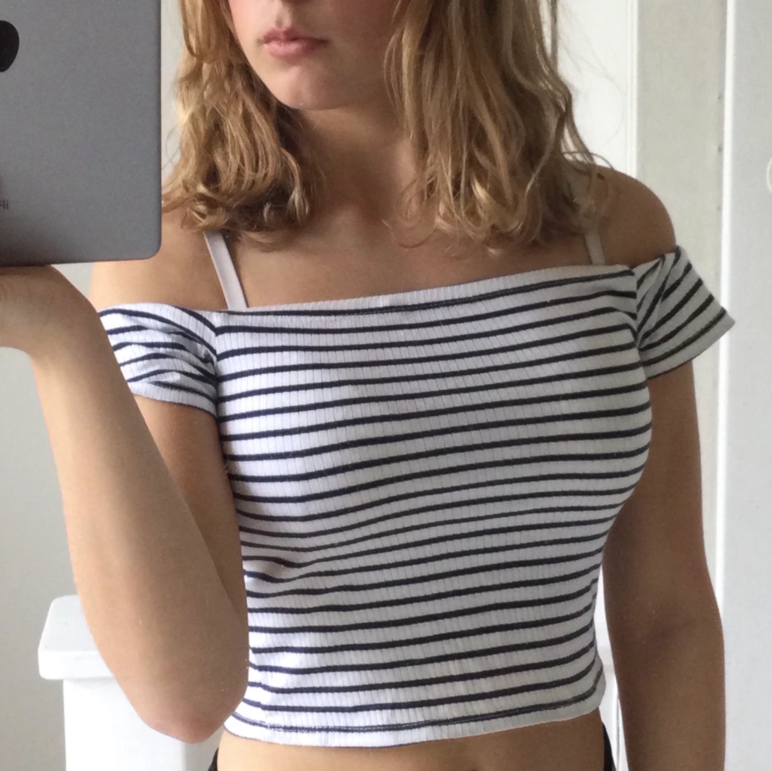 En h&m topp i stl XS