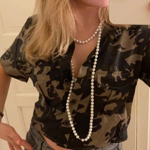 Skjorta  - Sjukt ball militär skjorta i korta ärmar 