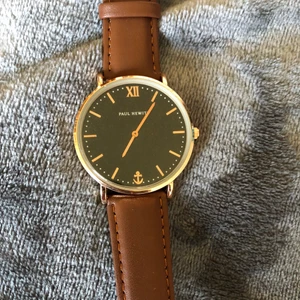 Paul Hewitt - Helt ny aldrig använd. Behöver nytt batteri 