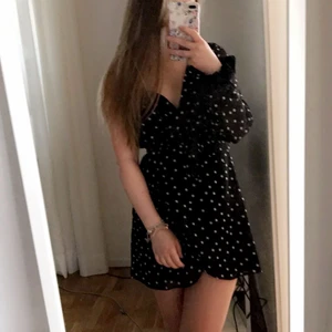 Linn Ahlborg klänning - Storlek S från linnahlborg x nakd 